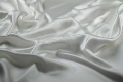 ткань белый шелковый атлас атлас шелк однотонная белая Италия