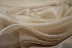 ткань шелковая органза бежевого цвета Италия