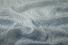 ткань полупрозрачный белый лен с геометричным голубым рисунком сорочечная лен иные голубая Италия