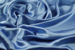 ткань васильковый атлас с эластаном атлас шелк однотонная голубая Италия