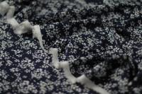 ткань синий штапель с белыми цветочками