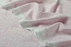 ткань Крепдешин розовый с мелкими белыми цветочками крепдешин шелк цветы розовая Италия