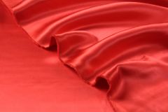 ткань двусторонний шелковый атлас атлас шелк однотонная красная Италия