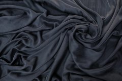 ткань вареный шелк серый с дымчато-синим оттенком костюмно-плательная шелк однотонная синяя Италия