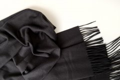 ткань палантин серого цвета платок кашемир однотонная серая Италия