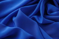 ткань крепдешин насыщенного василькового цвета крепдешин шелк однотонная синяя Италия