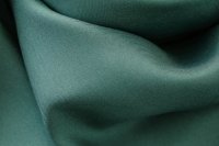 ткань шелк бирюзово-ментолового цвета с белой кромкой