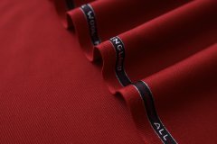 ткань костюмно-плательная шерсть саржевого плетения томатно-красная костюмно-плательная шерсть однотонная красная Италия