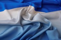 ткань шелковый твил деграде в синих, голубых и белых тонах (купон)