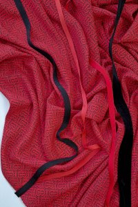 ткань красный полиэстер с логотипами (кади)