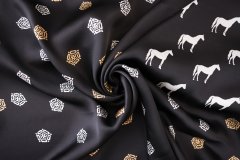 ткань шелковый атлас черный с лошадьми Италия