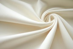 ткань двухслойное двустороннее сукно молочного цвета  пальтовые кашемир однотонная белая Италия