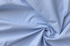 ткань белый хлопок в голубую и черную полосочку сорочечная хлопок в полоску белая Италия