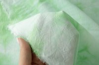 ткань белый лен с зеленым узором
