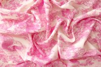 ткань вискоза в бело-розовых тонах