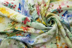 ткань легкий жаккардовый шелк с цветами  Италия