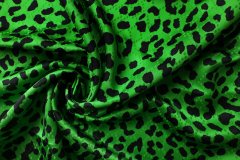 ткань жаккардовый атлас зеленого цвета с леопардом Италия