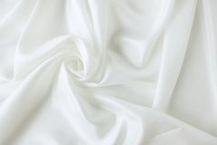 ткань шелковый батик белого цвета Италия