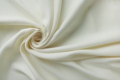 ткань костюмный шелк молочного цвета Италия